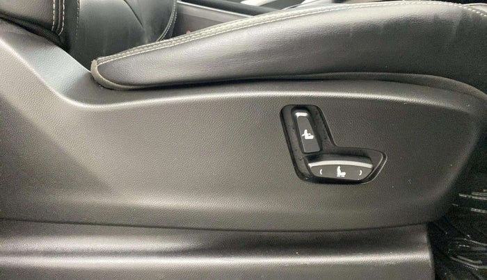 2019 MG HECTOR SHARP 1.5 DCT PETROL, Petrol, Automatic, 73,898 km, Driver Side Adjustment Panel
