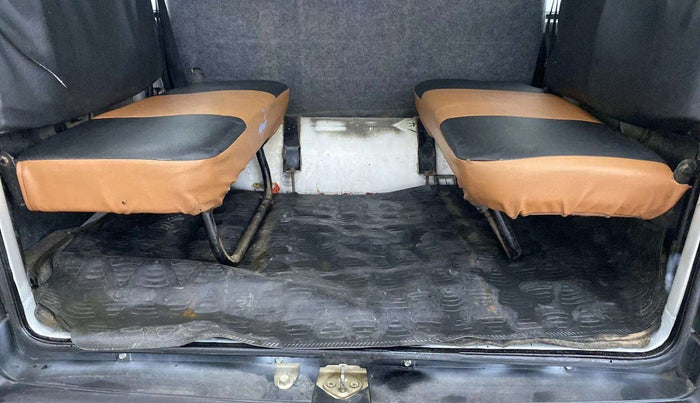 2022 Maruti Eeco 5 STR AC CNG (O), CNG, Manual, 38,573 km, Boot Inside