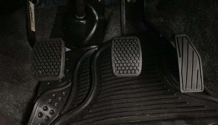 2022 Maruti Alto LXI O, Petrol, Manual, 4,530 km, Pedals