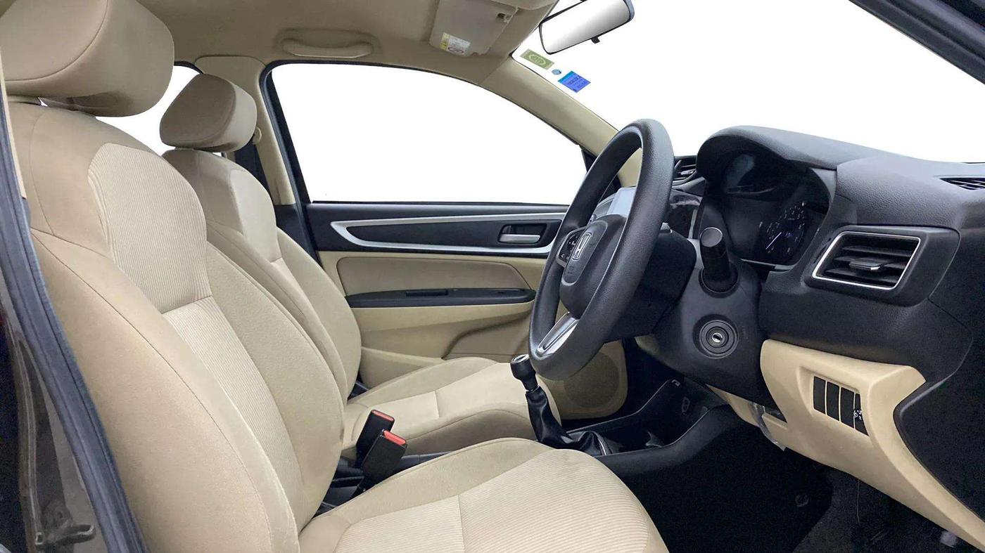 2022 Honda Amaze 1.2L I-VTEC S, Petrol, Manual, 46,715 km, Right Side Front Door Cabin