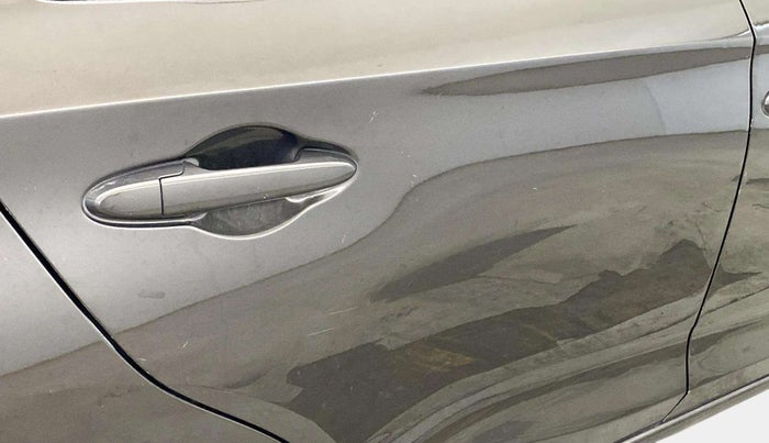 2022 Honda Amaze 1.2L I-VTEC S, Petrol, Manual, 46,618 km, Right rear door - Minor scratches