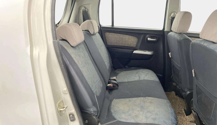 2014 Maruti Wagon R 1.0 VXI, Petrol, Manual, 72,795 km, Right Side Rear Door Cabin