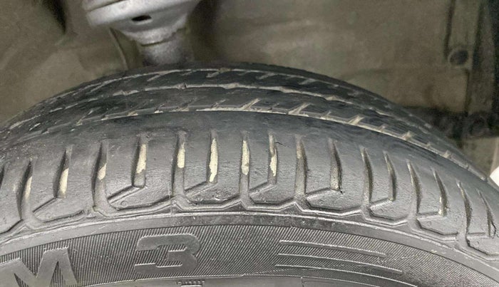 2014 Maruti Wagon R 1.0 VXI, Petrol, Manual, 72,795 km, Right Front Tyre Tread