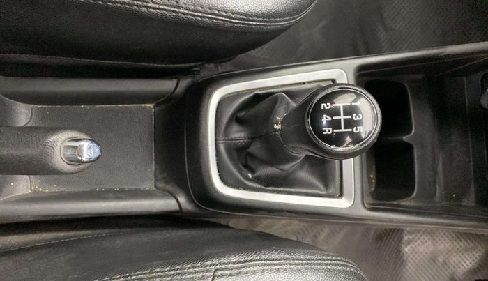 2018 Maruti Swift ZXI PLUS, Petrol, Manual, 43,244 km, Gear Lever