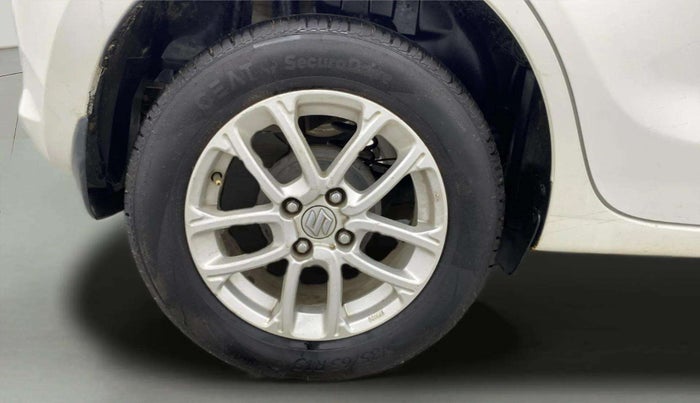 2018 Maruti Swift ZXI AMT, Petrol, Automatic, 79,075 km, Right Rear Wheel