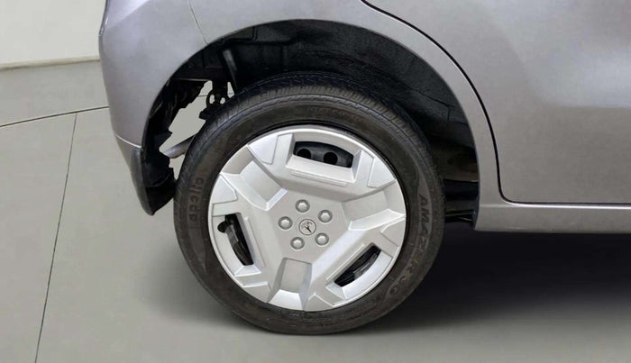 2015 Maruti Wagon R 1.0 VXI, Petrol, Manual, 17,288 km, Right Rear Wheel