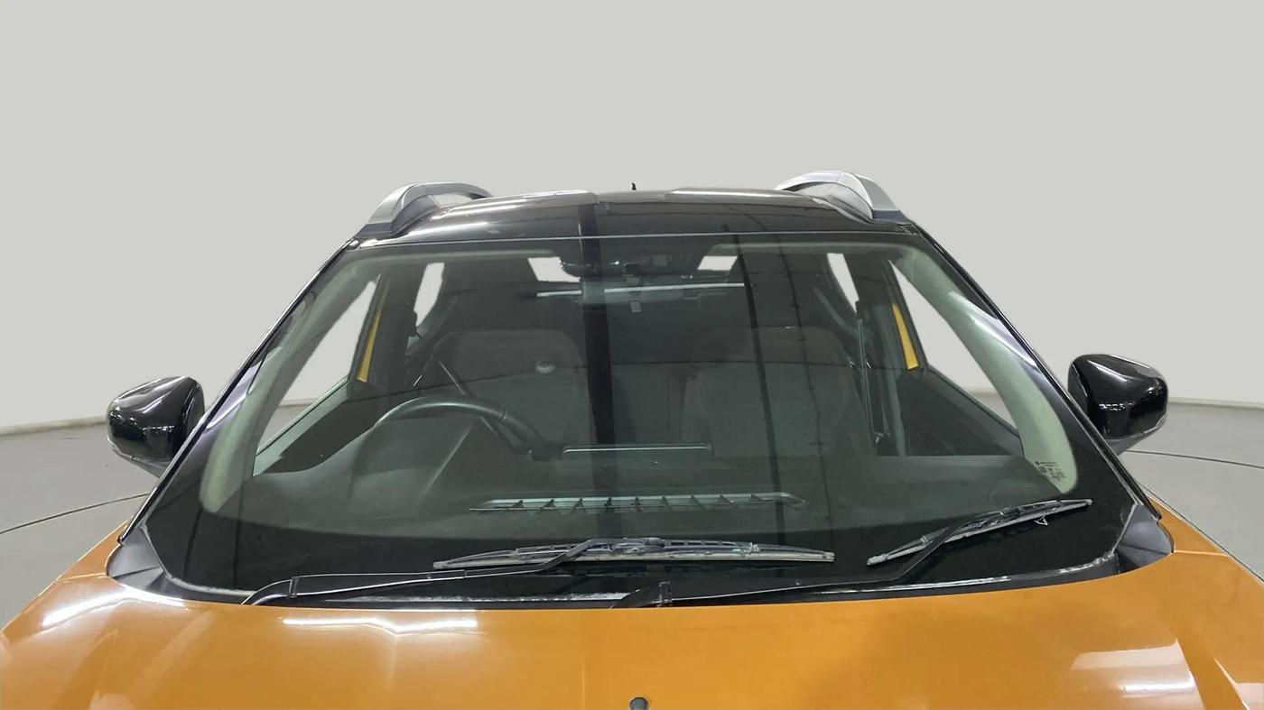 2022 Renault Kiger RXZ AMT, Petrol, Automatic, 19,802 km, Front Windshield