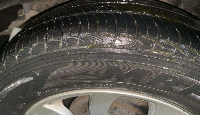 2018 Honda Amaze 1.2L I-VTEC VX AT, Petrol, Automatic, 43,000 km, Right Rear Tyre Tread