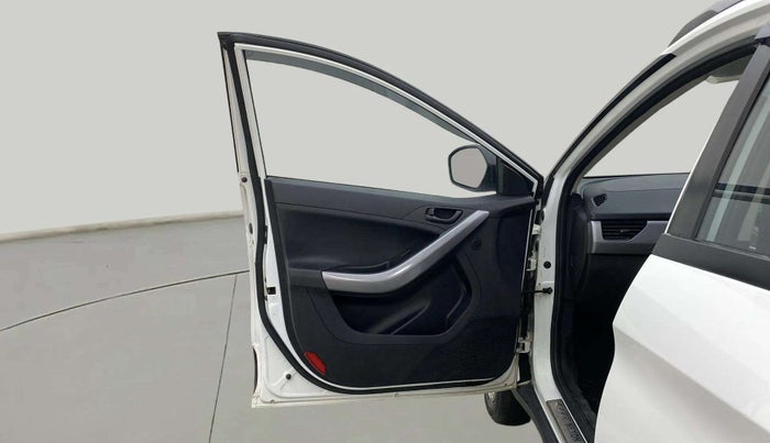 2023 Tata NEXON XM PLUS SUNROOF PETROL, Petrol, Manual, 70,315 km, LHS Front Door