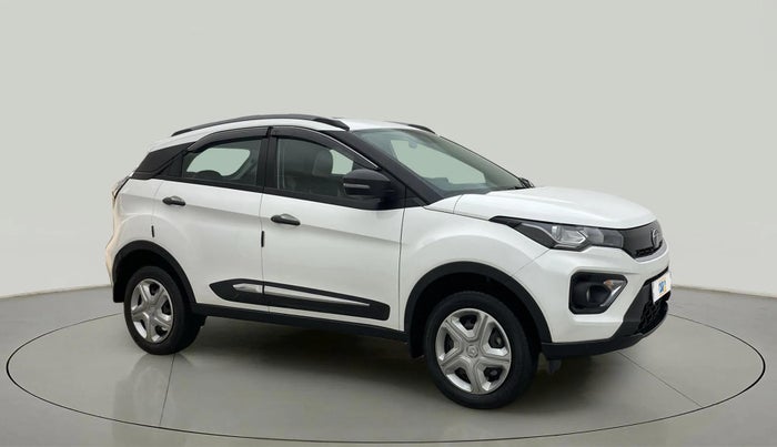 2023 Tata NEXON XM PLUS SUNROOF PETROL, Petrol, Manual, 70,315 km, Right Front Diagonal
