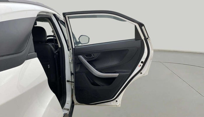 2023 Tata NEXON XM PLUS SUNROOF PETROL, Petrol, Manual, 70,315 km, RHS Rear Door
