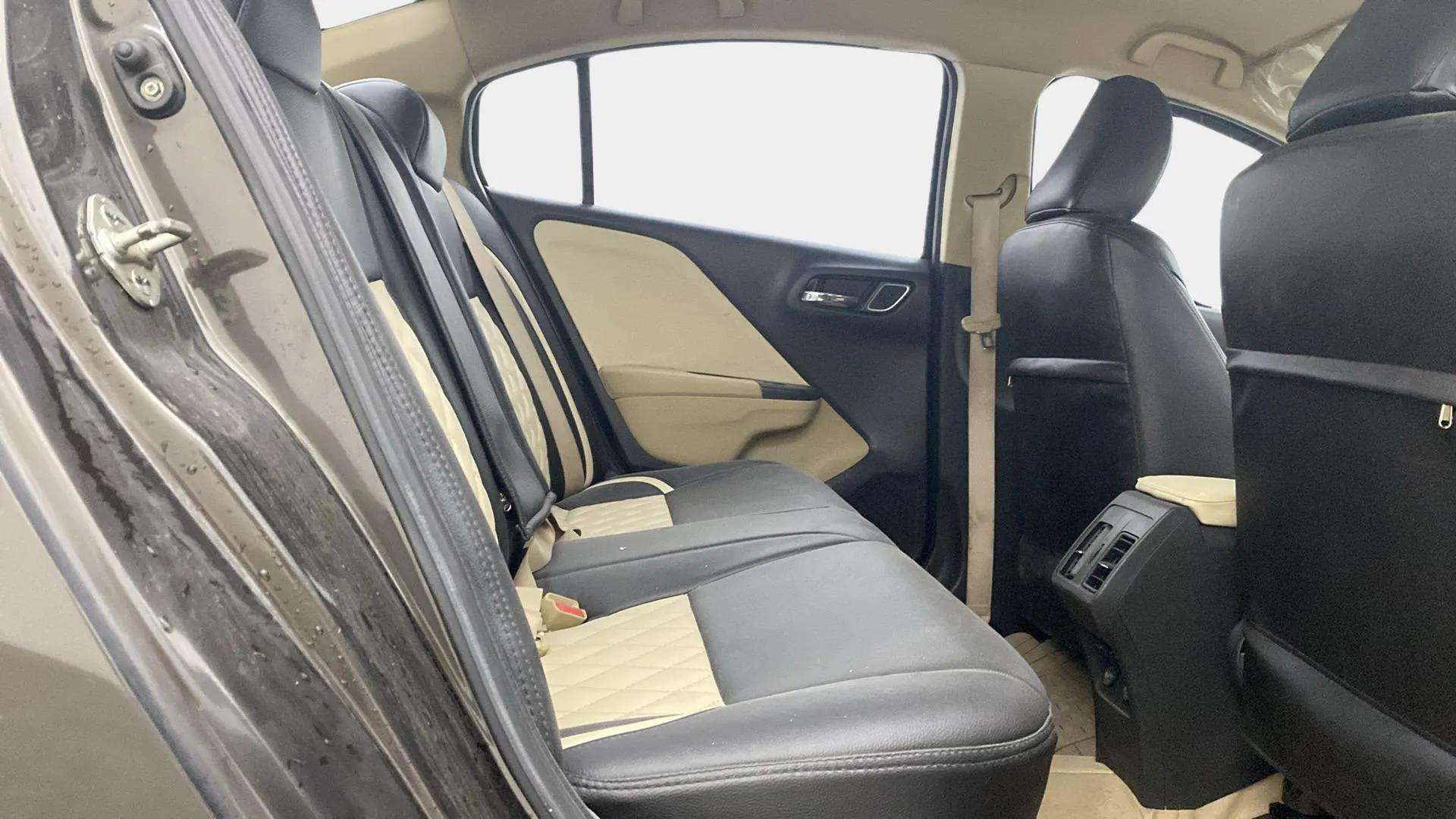 Rear-Cabin-View
