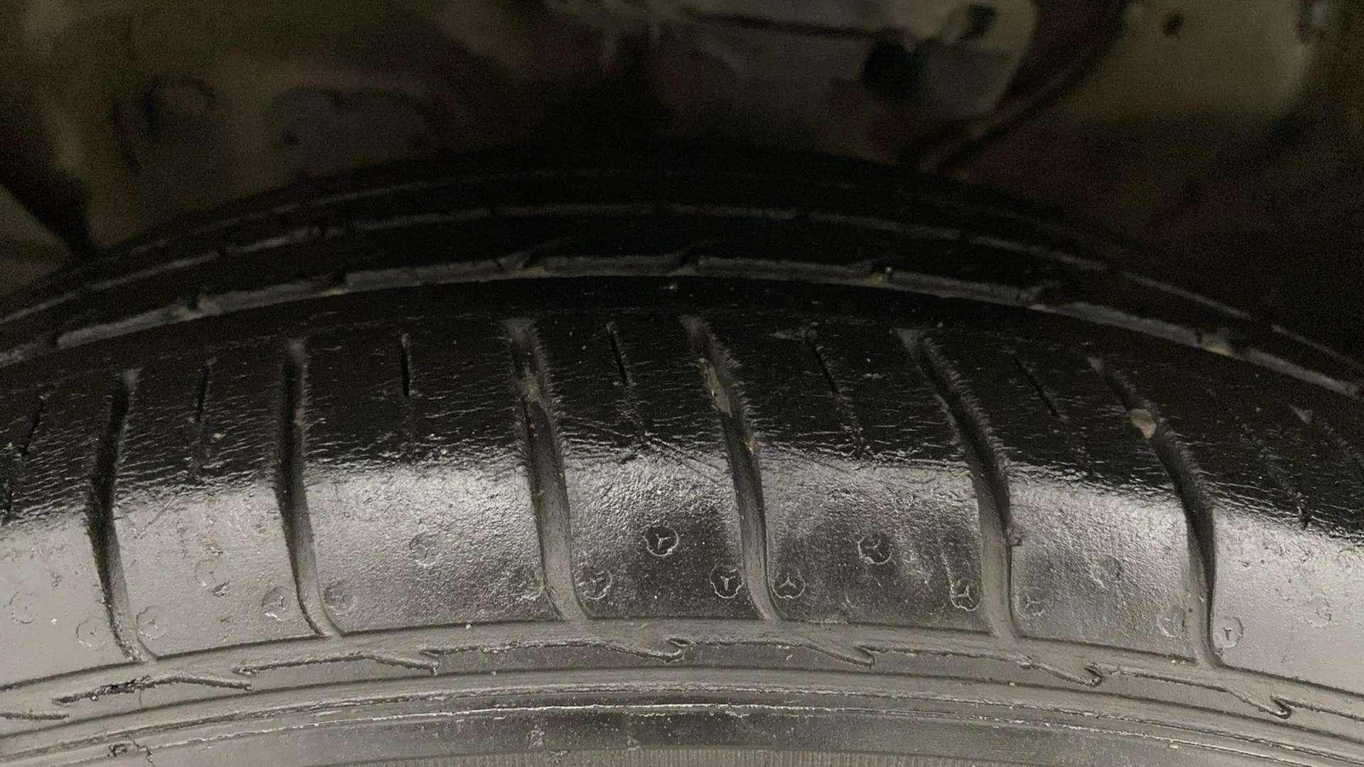 LHS-Front-Tyre-Tread-20