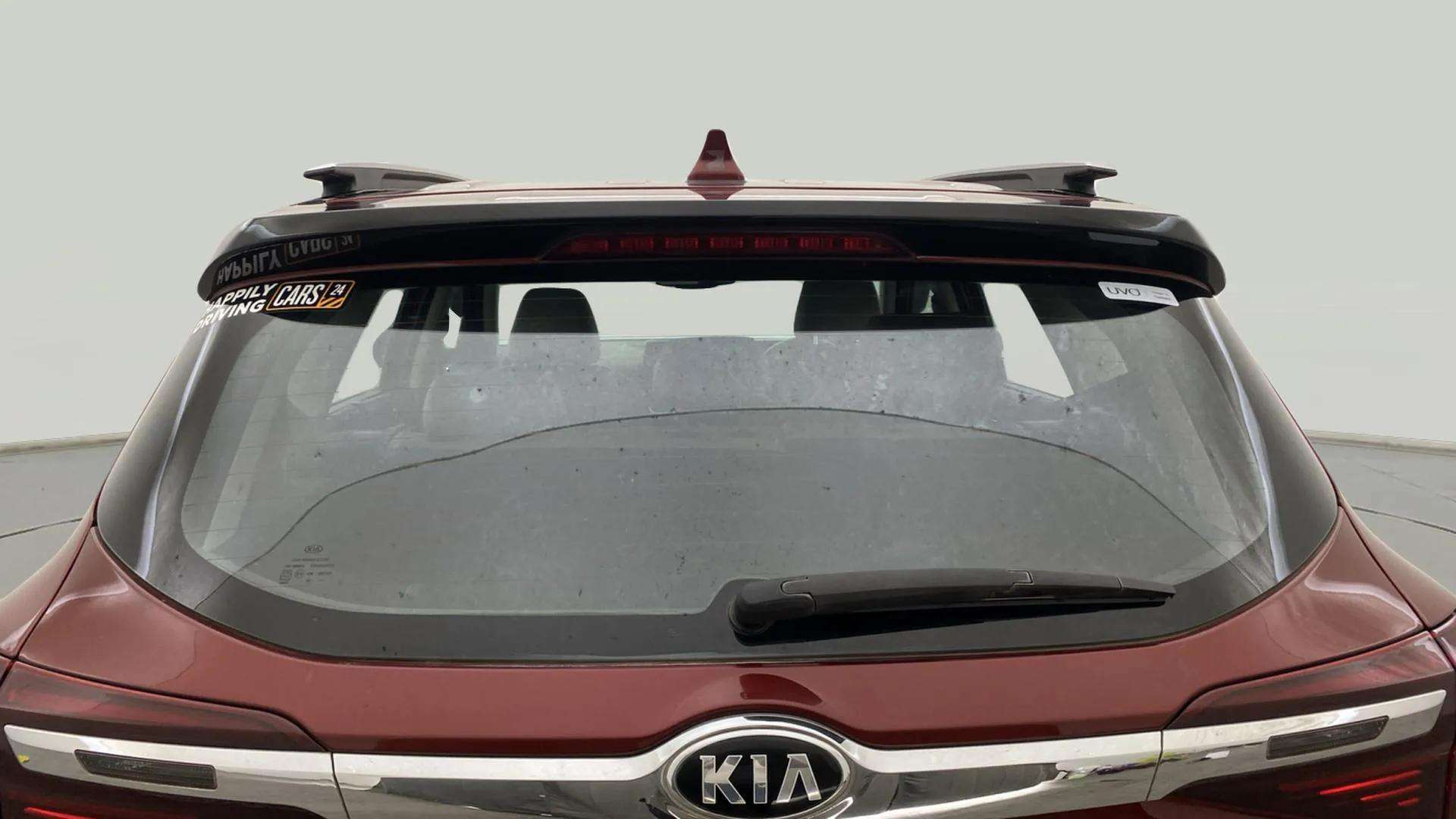 Rear-Windshield---Roof-25