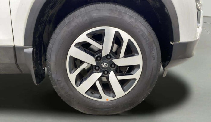 2022 Tata Harrier XZA PLUS 2.0L DUAL TONE, Diesel, Automatic, 46,112 km, Right Front Wheel