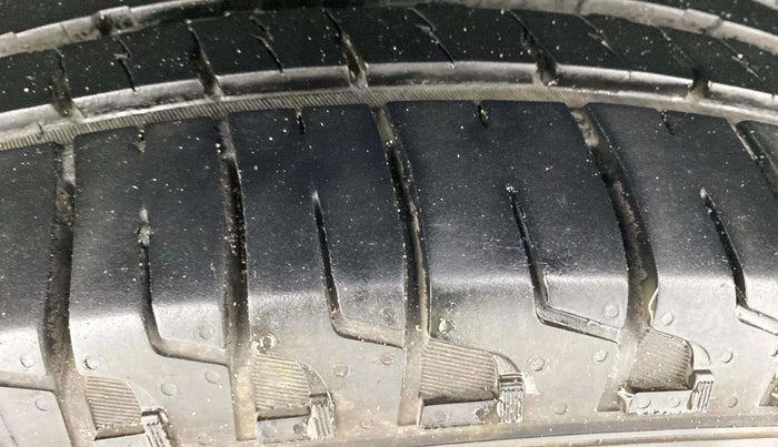 2022 Tata Harrier XZA PLUS 2.0L DUAL TONE, Diesel, Automatic, 46,112 km, Left Rear Tyre Tread
