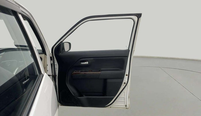 2019 Maruti New Wagon-R VXI 1.0, Petrol, Manual, 13,555 km, RHS Front Door