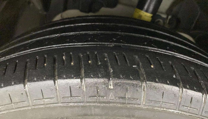 2016 Ford Ecosport TITANIUM 1.5L PETROL, Petrol, Manual, 59,777 km, Left Front Tyre Tread