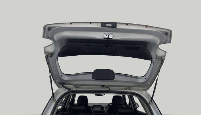 2019 Hyundai VENUE SX(O) 1.4 CRDI, Diesel, Manual, 39,593 km, Boot Door Open