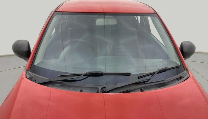2015 Maruti Swift LXI (O), Petrol, Manual, 60,872 km, Front Windshield