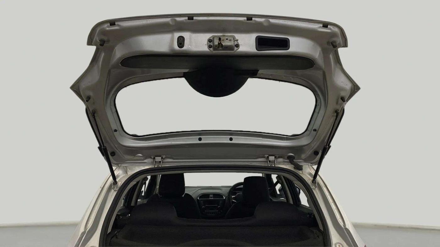 2017 Tata Tiago XZA PETROL, Petrol, Automatic, 73,294 km, Boot Door Open