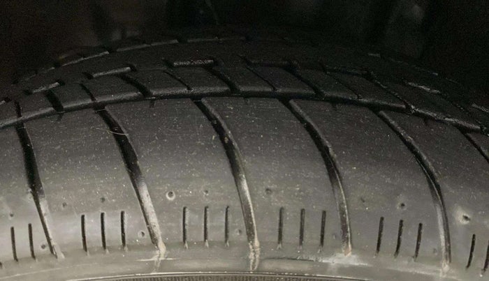 2017 Tata Tiago XZA PETROL, Petrol, Automatic, 73,294 km, Left Front Tyre Tread