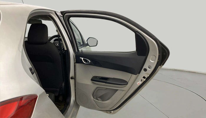 2017 Tata Tiago XZA PETROL, Petrol, Automatic, 73,294 km, RHS Rear Door
