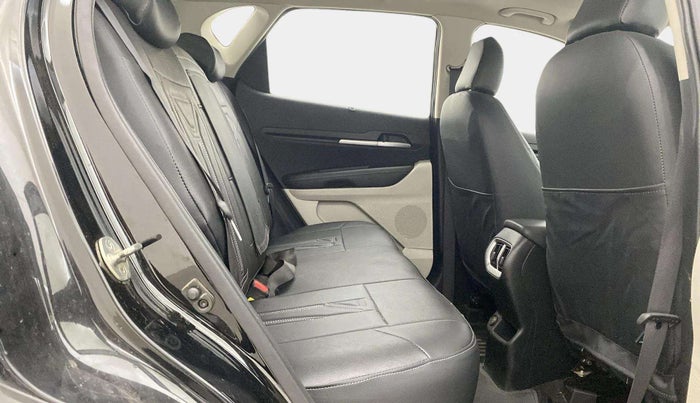 2021 KIA SONET HTX 1.0 IMT, Petrol, Manual, 28,014 km, Right Side Rear Door Cabin