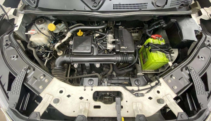 2021 Nissan MAGNITE XV DUAL TONE, Petrol, Manual, 69,678 km, Engine View