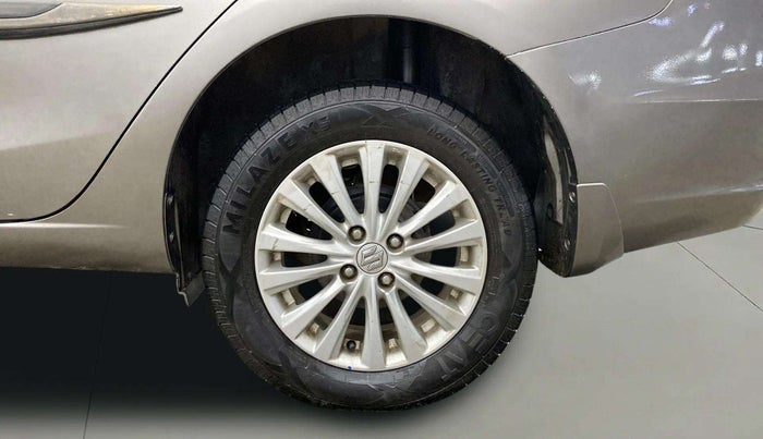 2018 Maruti Ciaz DELTA 1.5 SHVS MT PETROL, Petrol, Manual, 63,743 km, Left Rear Wheel