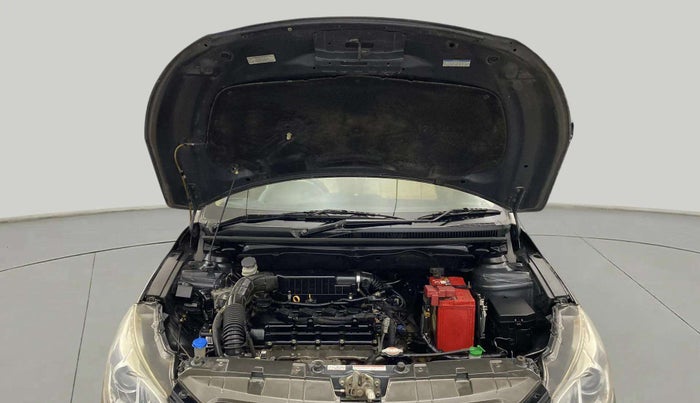 2018 Maruti Ciaz DELTA 1.5 SHVS MT PETROL, Petrol, Manual, 63,743 km, Open Bonet
