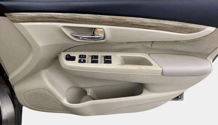 2018 Maruti Ciaz DELTA 1.5 SHVS MT PETROL, Petrol, Manual, 63,743 km, Driver Side Door Panels Control
