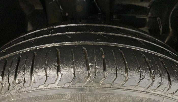 2022 Tata PUNCH ADVENTURE MT, Petrol, Manual, 45,715 km, Right Front Tyre Tread