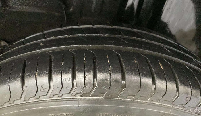 2022 Tata PUNCH ADVENTURE MT, Petrol, Manual, 45,715 km, Left Rear Tyre Tread