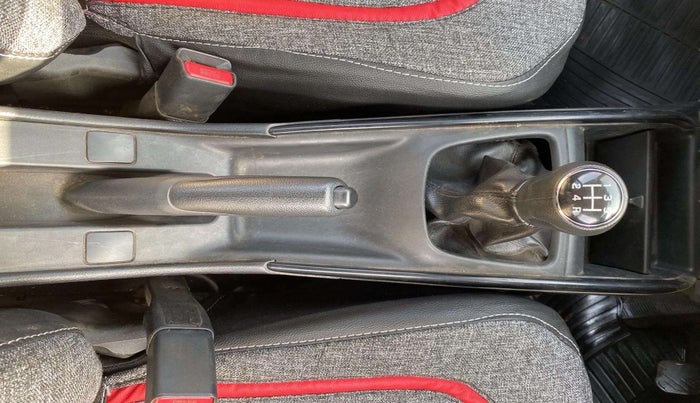 2016 Maruti Baleno SIGMA PETROL 1.2, CNG, Manual, 98,090 km, Gear Lever