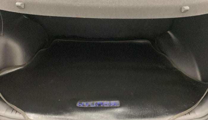 2018 Hyundai Creta E PLUS 1.6 PETROL, Petrol, Manual, 88,704 km, Boot Inside
