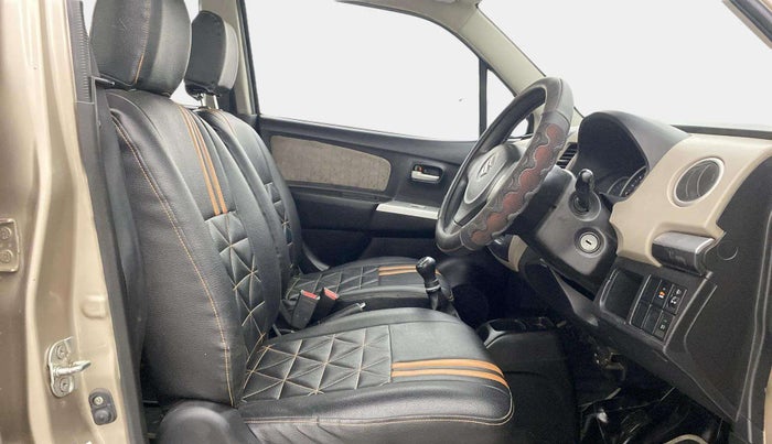 2014 Maruti Wagon R 1.0 VXI, Petrol, Manual, 78,636 km, Right Side Front Door Cabin