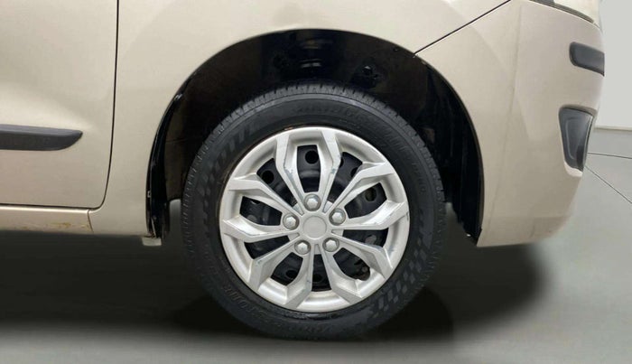 2014 Maruti Wagon R 1.0 VXI, Petrol, Manual, 78,636 km, Right Front Wheel