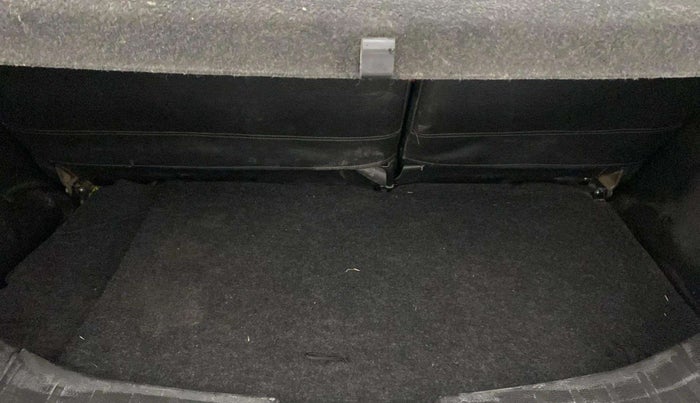 2014 Maruti Wagon R 1.0 VXI, Petrol, Manual, 78,636 km, Boot Inside