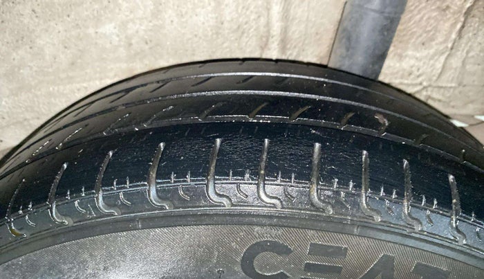 2022 Maruti New Wagon-R VXI CNG 1.0, CNG, Manual, 76,537 km, Left Rear Tyre Tread