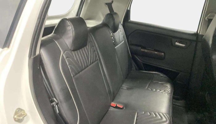 2022 Maruti New Wagon-R VXI CNG 1.0, CNG, Manual, 76,537 km, Right Side Rear Door Cabin