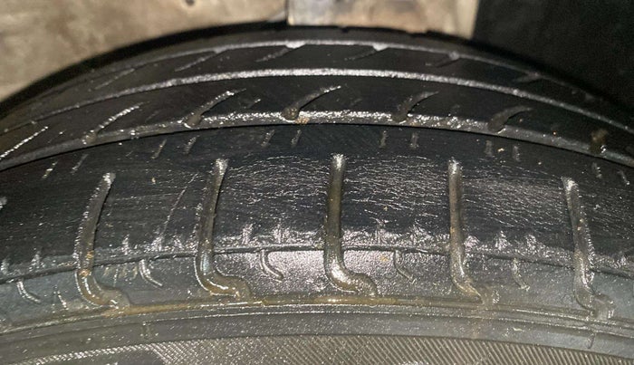 2022 Maruti New Wagon-R VXI CNG 1.0, CNG, Manual, 76,537 km, Right Front Tyre Tread