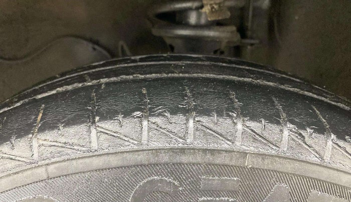 2021 Maruti Alto VXI, Petrol, Manual, 39,501 km, Right Front Tyre Tread
