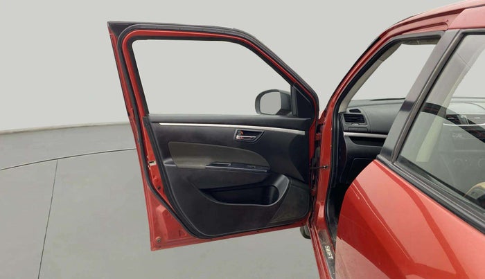 2012 Maruti Swift VDI, Diesel, Manual, 98,577 km, LHS Front Door