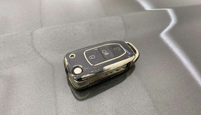 2020 Tata NEXON XMA PETROL, Petrol, Automatic, 36,694 km, Key Close Up
