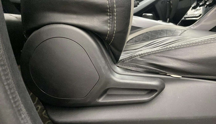 2020 Tata NEXON XMA PETROL, Petrol, Automatic, 36,694 km, Driver Side Adjustment Panel