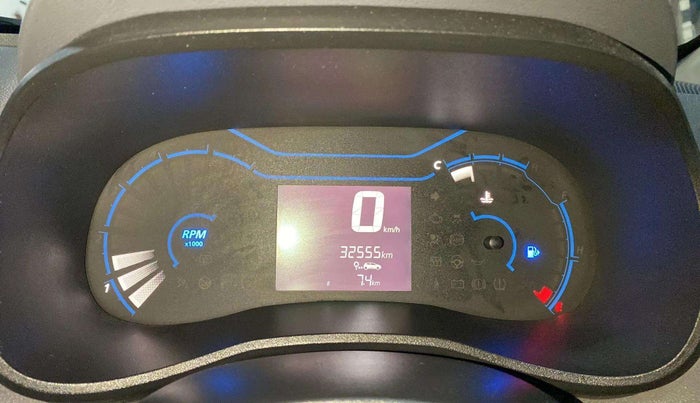 2021 Renault Kwid RXT 1.0 (O), Petrol, Manual, 32,548 km, Odometer Image