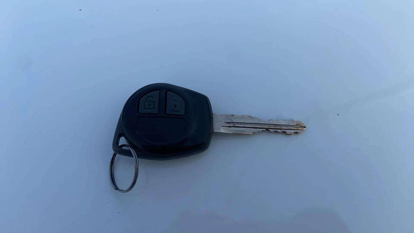 2018 Maruti Wagon R 1.0 VXI (O) AMT, Petrol, Automatic, 86,356 km, Key Close Up