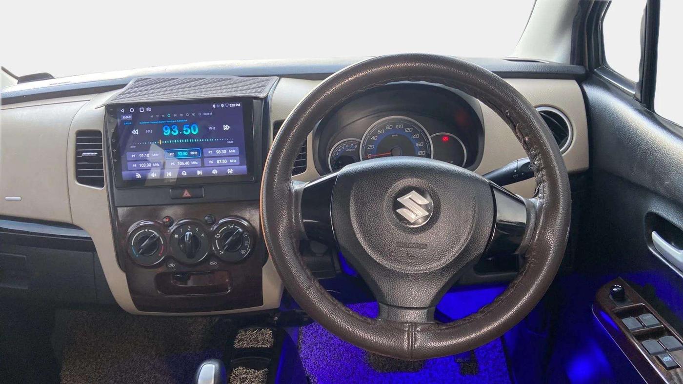 2018 Maruti Wagon R 1.0 VXI (O) AMT, Petrol, Automatic, 86,356 km, Steering Wheel Close Up