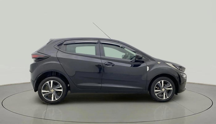 2022 Tata ALTROZ XZ PLUS DIESEL DARK EDITION, Diesel, Manual, 32,717 km, Right Side View